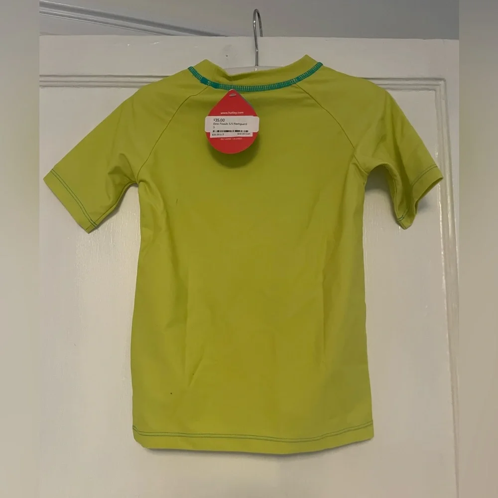NWT Hatley Dino fossils short sleeve boys’ rash guard - Picture 2 of 2